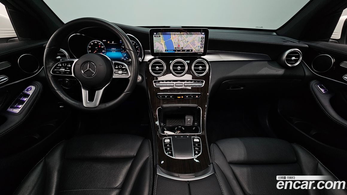 Mercedes-Benz GLC-Class 2020