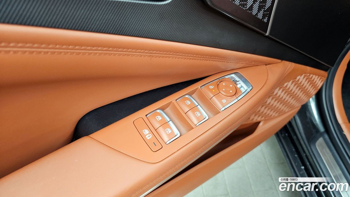 Kia K8 2025