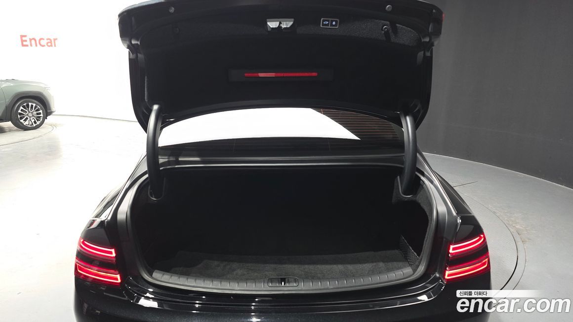 Genesis G80 2023