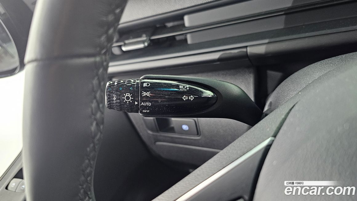 Hyundai Staria 2025