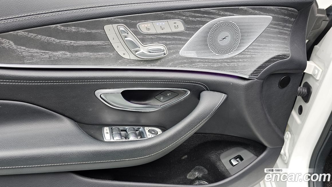 Mercedes-Benz CLS-Class 2019