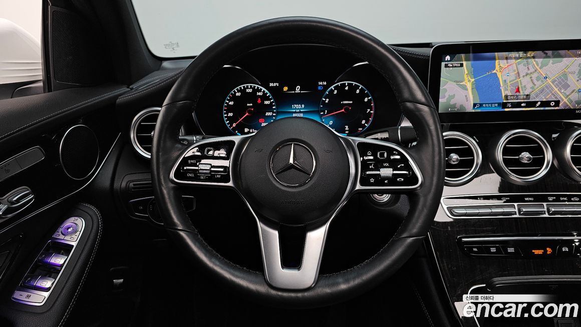 Mercedes-Benz GLC-Class 2020