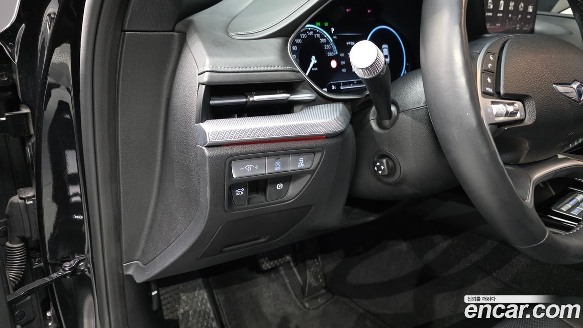Genesis G80 2023