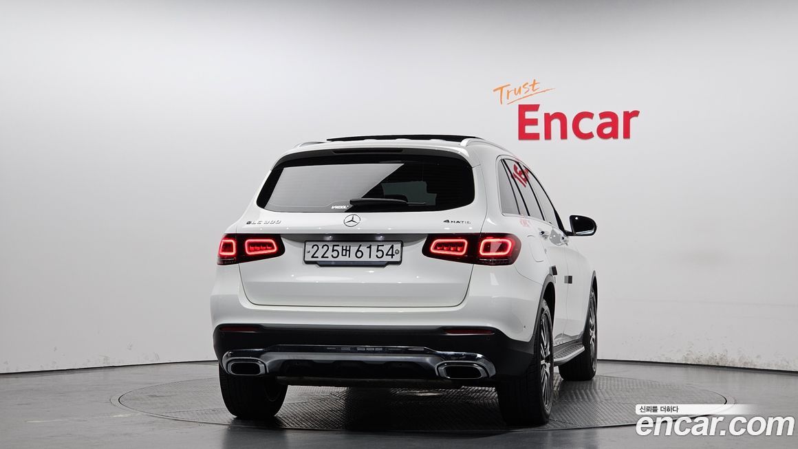 Mercedes-Benz GLC-Class 2020