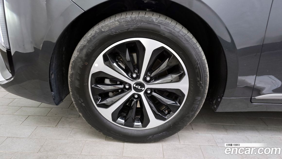 Kia K8 2025