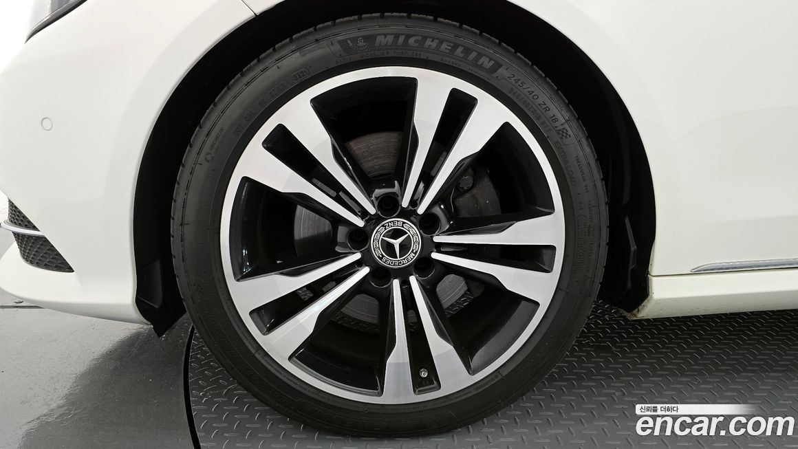 Mercedes-Benz E-Class 2014