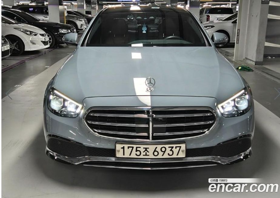 Mercedes-Benz E-Class 2022