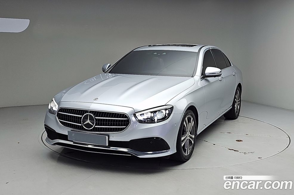 Mercedes-Benz E-Class 2021