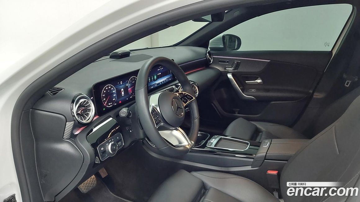 Mercedes-Benz A-Class 2024