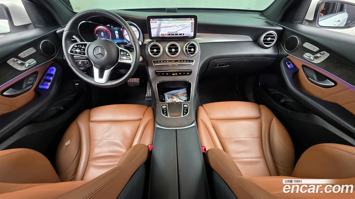 Mercedes-Benz GLC-Class 2020