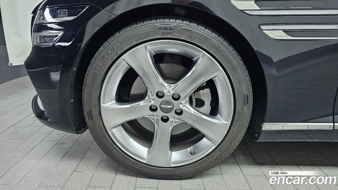 Genesis G80 2021