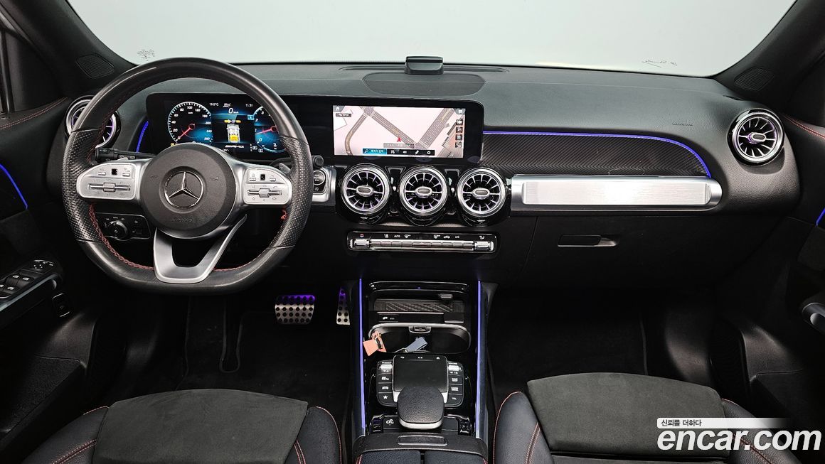 Mercedes-Benz GLB-Class 2021