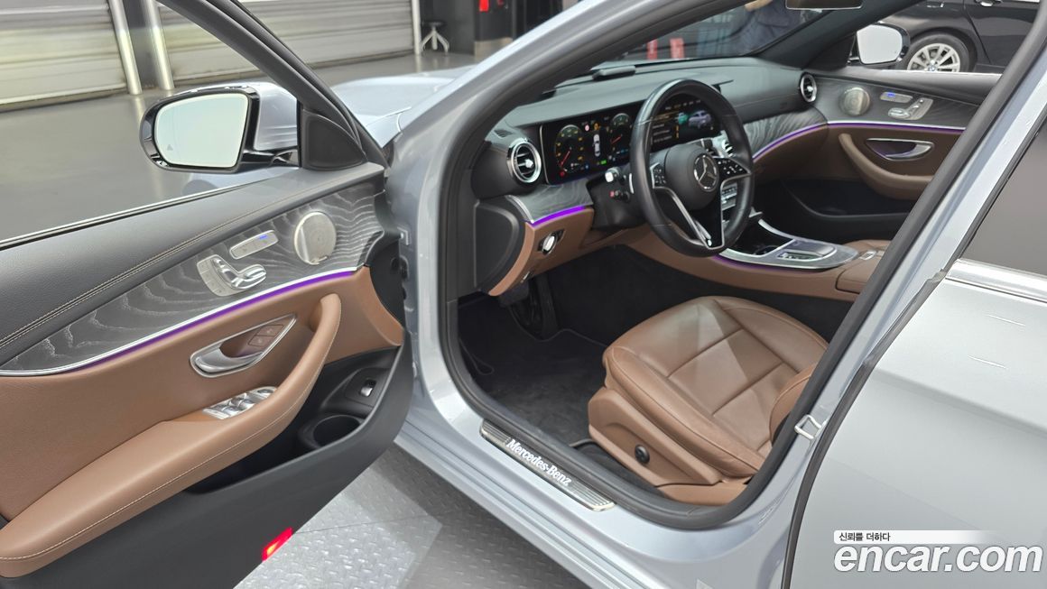 Mercedes-Benz E-Class 2022