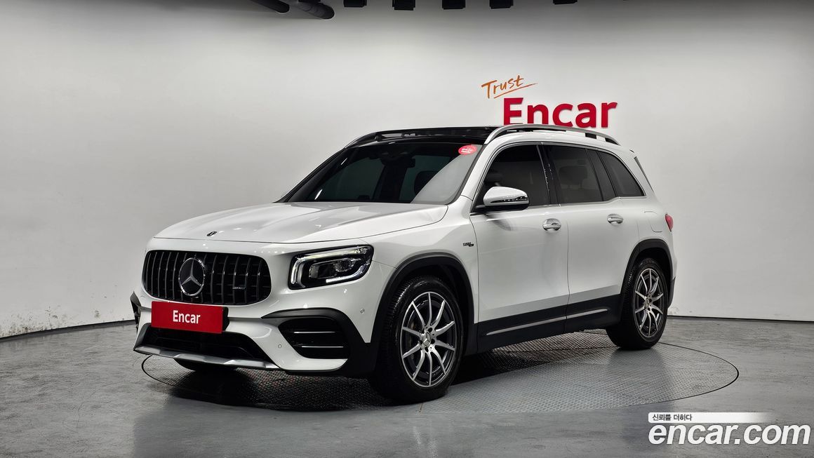 Mercedes-Benz GLB-Class 2021