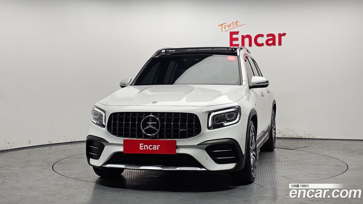 Mercedes-Benz GLB-Class 2021