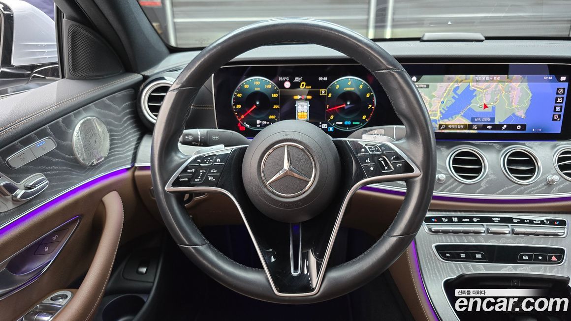 Mercedes-Benz E-Class 2022