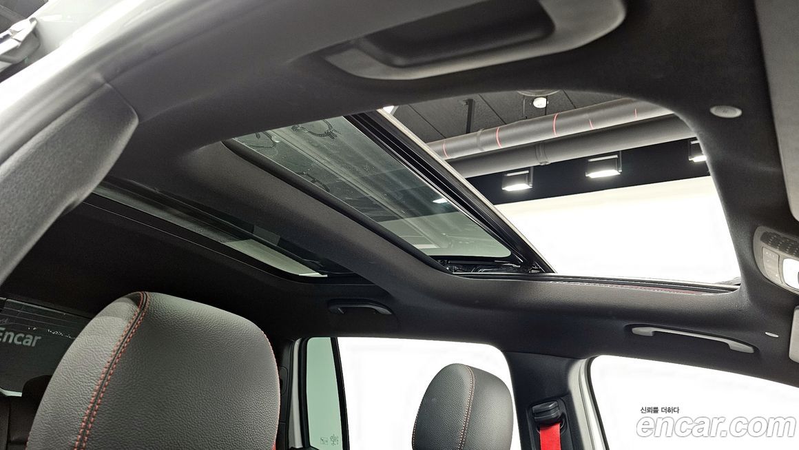 Mercedes-Benz GLB-Class 2021