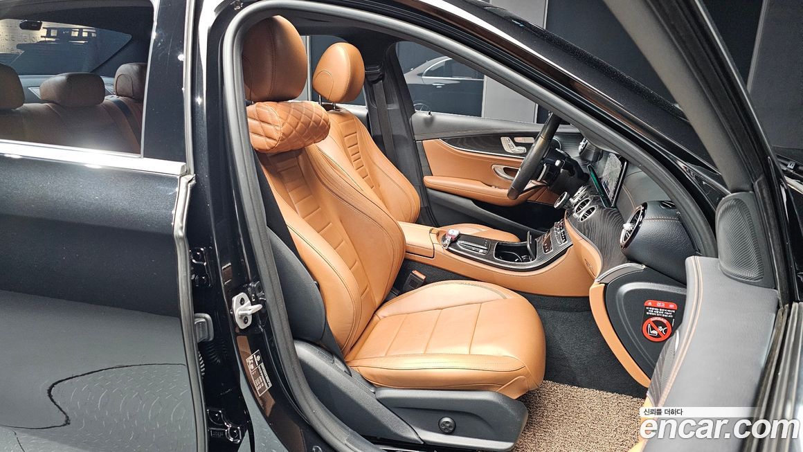 Mercedes-Benz E-Class 2021