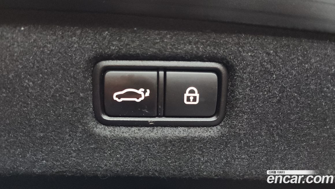 Genesis G90 2021