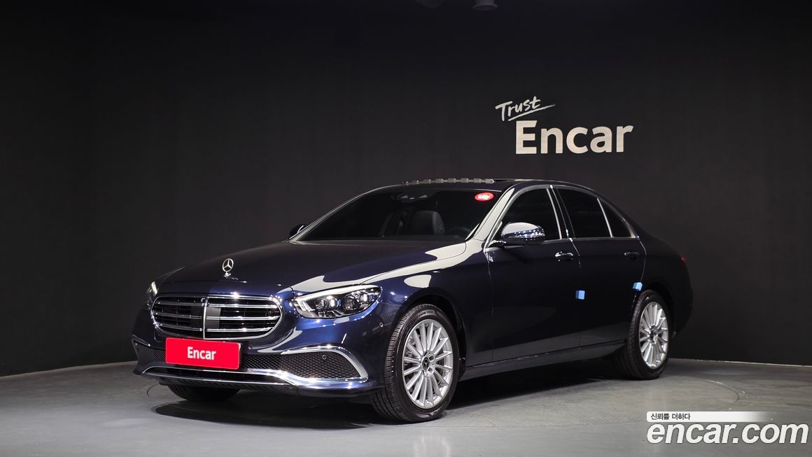 Mercedes-Benz E-Class 2022