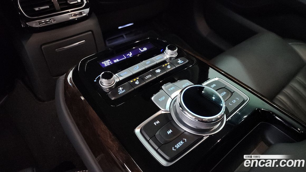 Genesis G90 2021