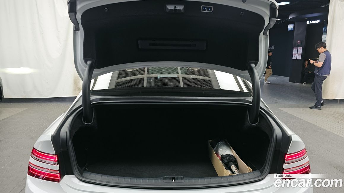 Genesis G80 2021