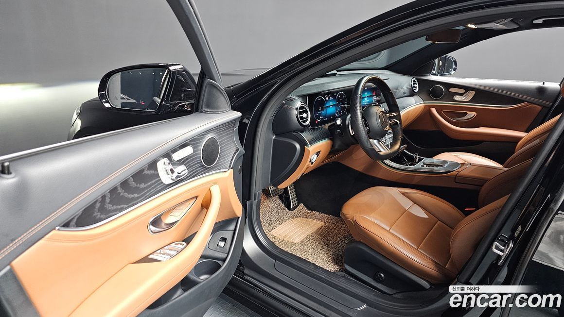 Mercedes-Benz E-Class 2021
