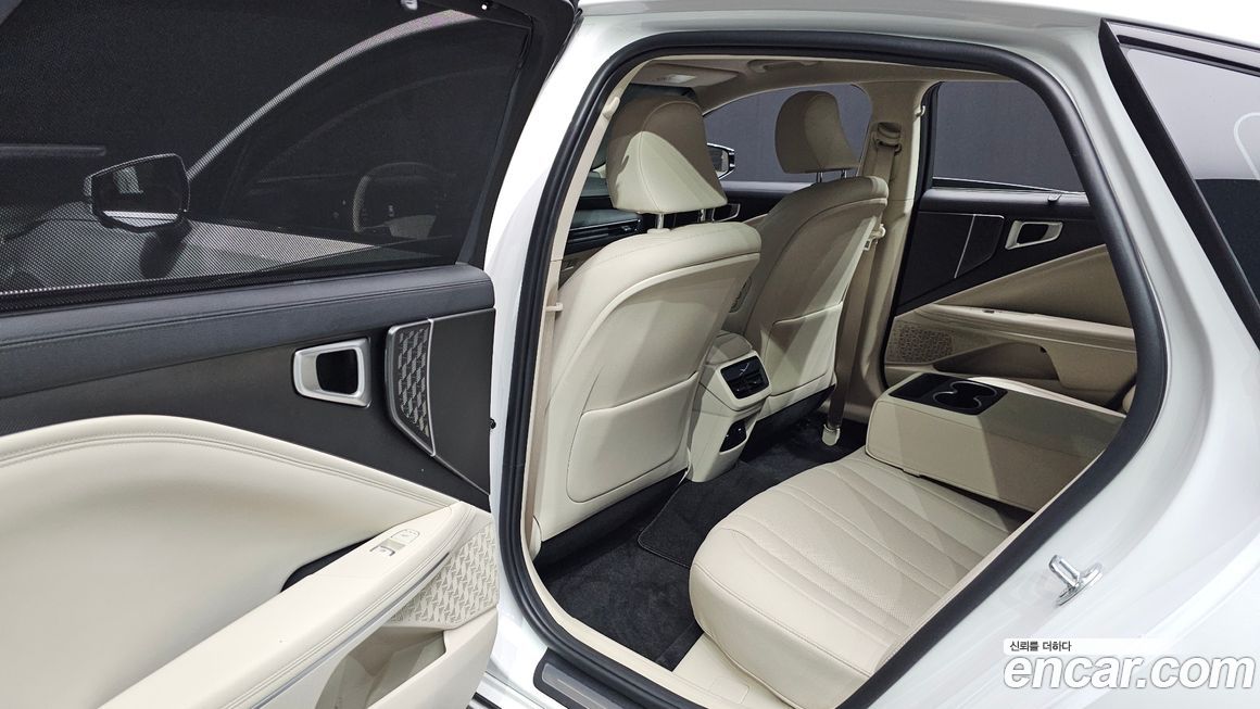 Kia K8 2025