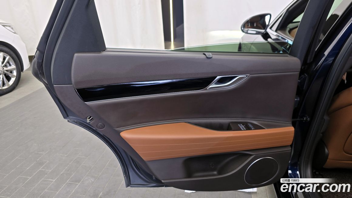 Genesis G80 2023