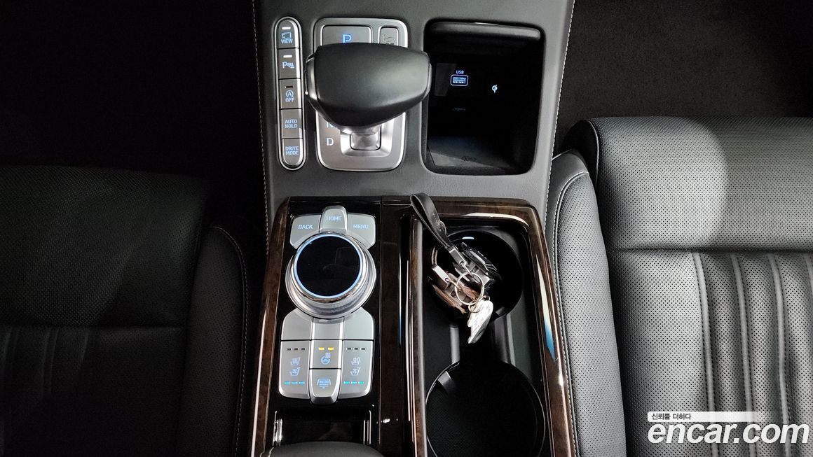 Genesis G90 2021