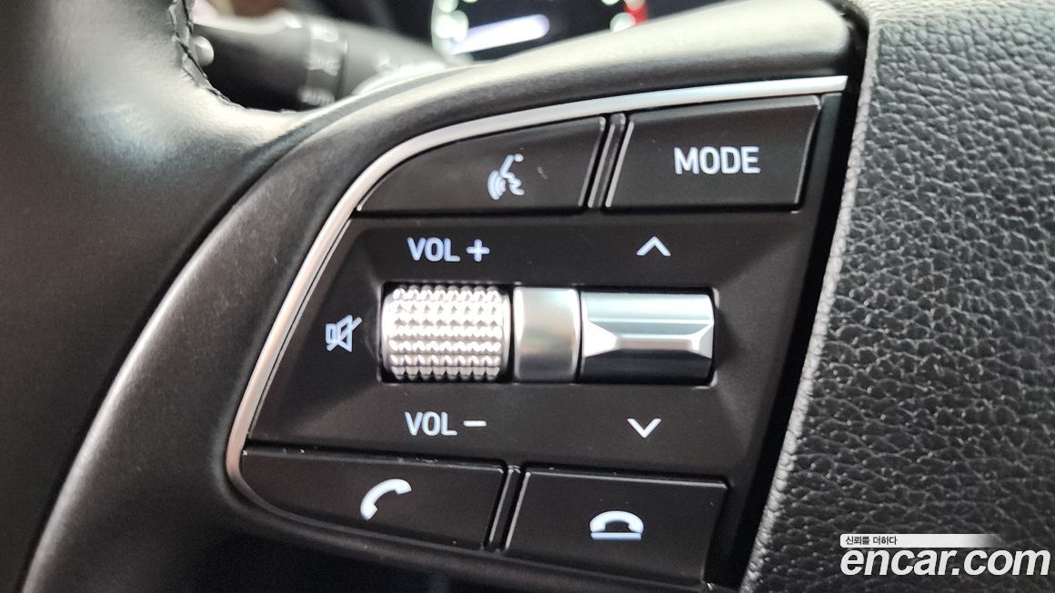 Genesis G90 2021