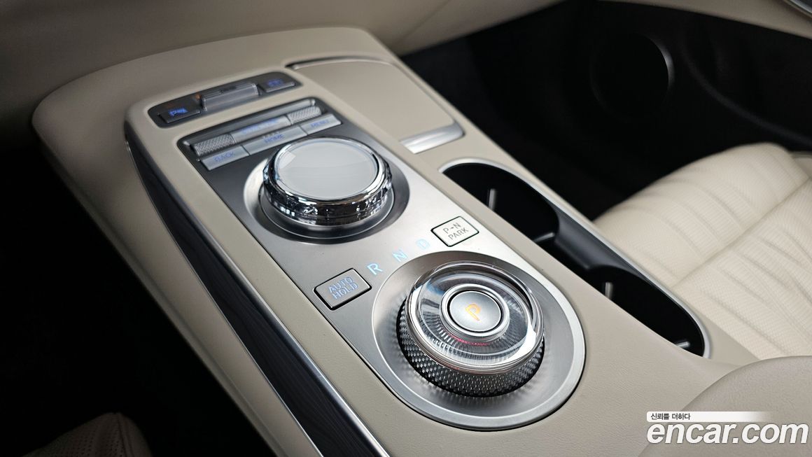 Genesis GV70 2021