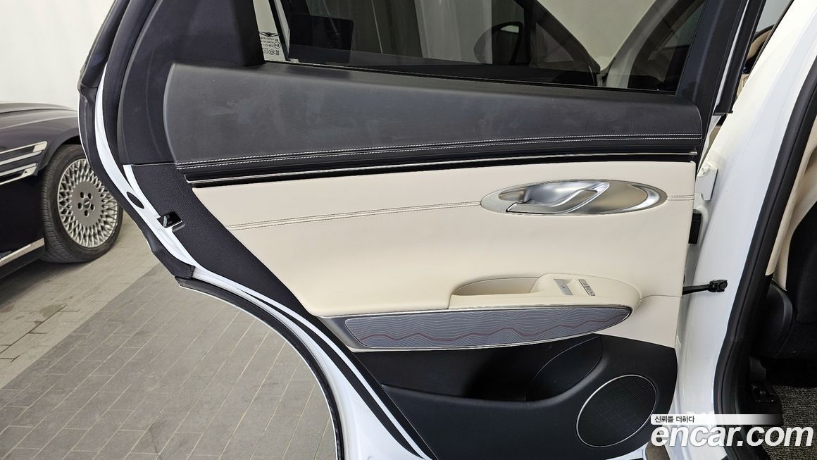 Genesis GV70 2021