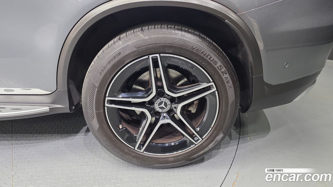 Mercedes-Benz GLC-Class 2020