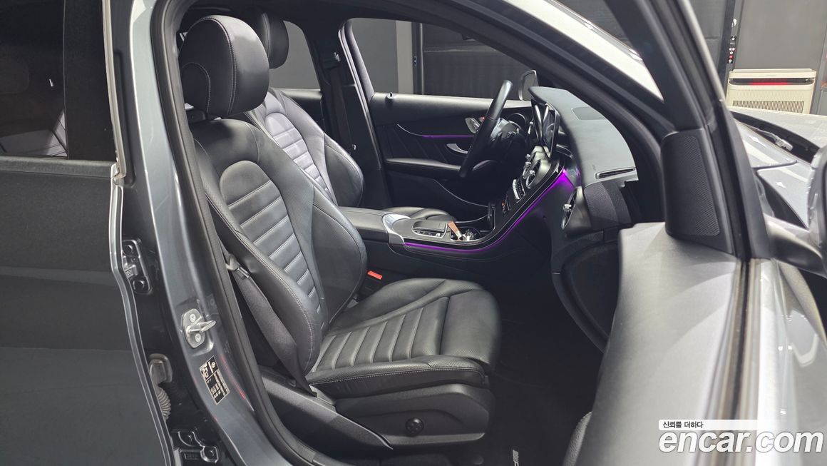 Mercedes-Benz GLC-Class 2020