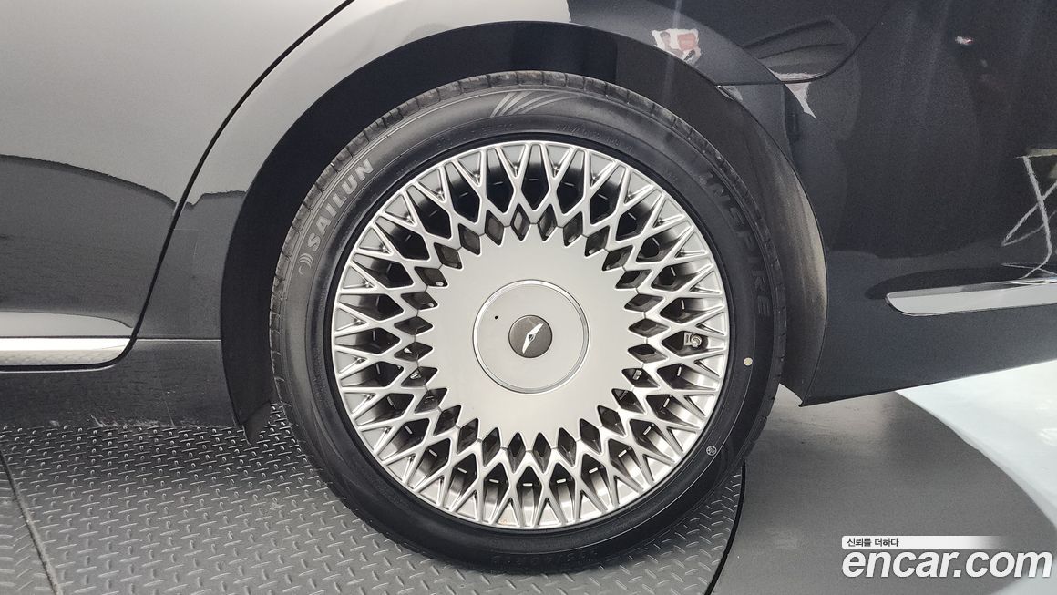 Genesis G90 2021