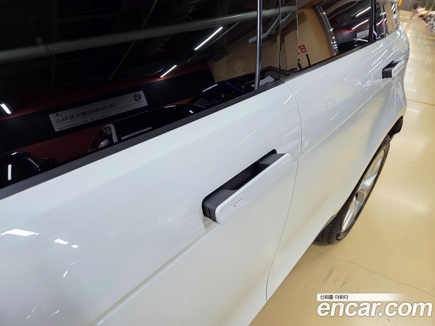 Land Rover Range Rover Evoque 2023