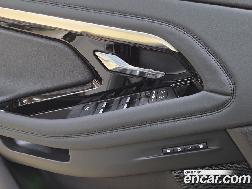 Land Rover Range Rover Evoque 2023
