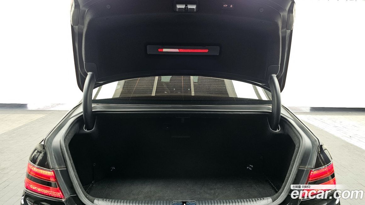 Genesis G90 2019