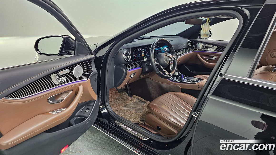 Mercedes-Benz E-Class 2021