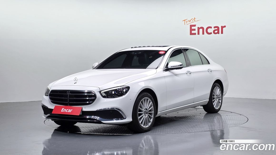 Mercedes-Benz E-Class 2021