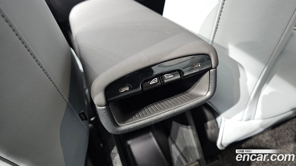 Volvo EX30 2025