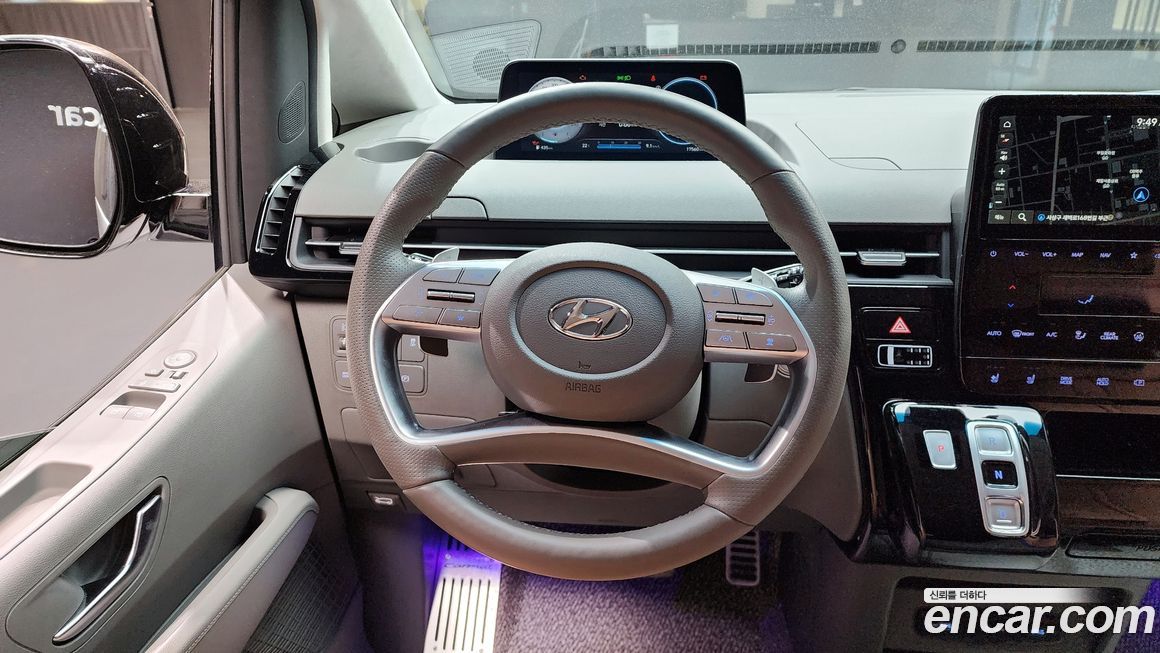 Hyundai Staria 2023