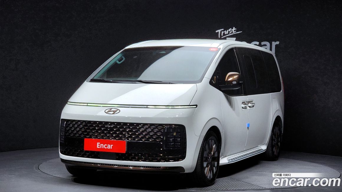Hyundai Staria 2023