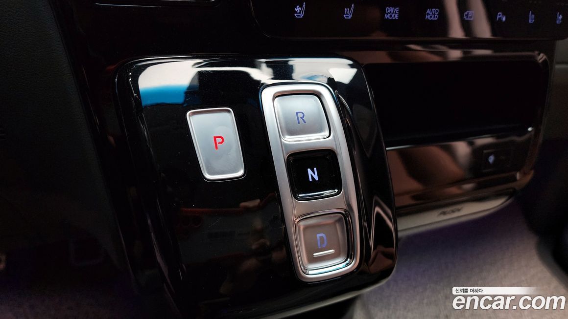 Hyundai Staria 2023