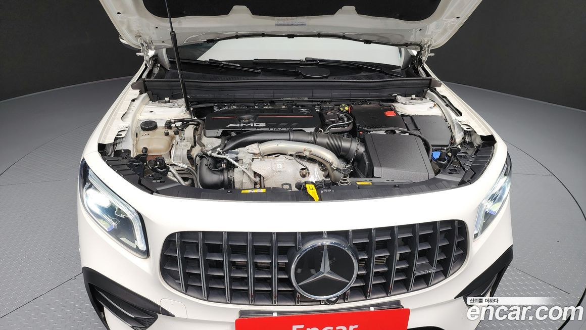 Mercedes-Benz GLB-Class 2023