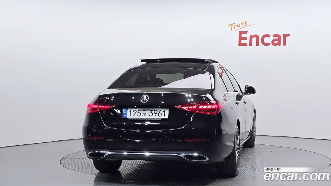 Mercedes-Benz C-Class 2023