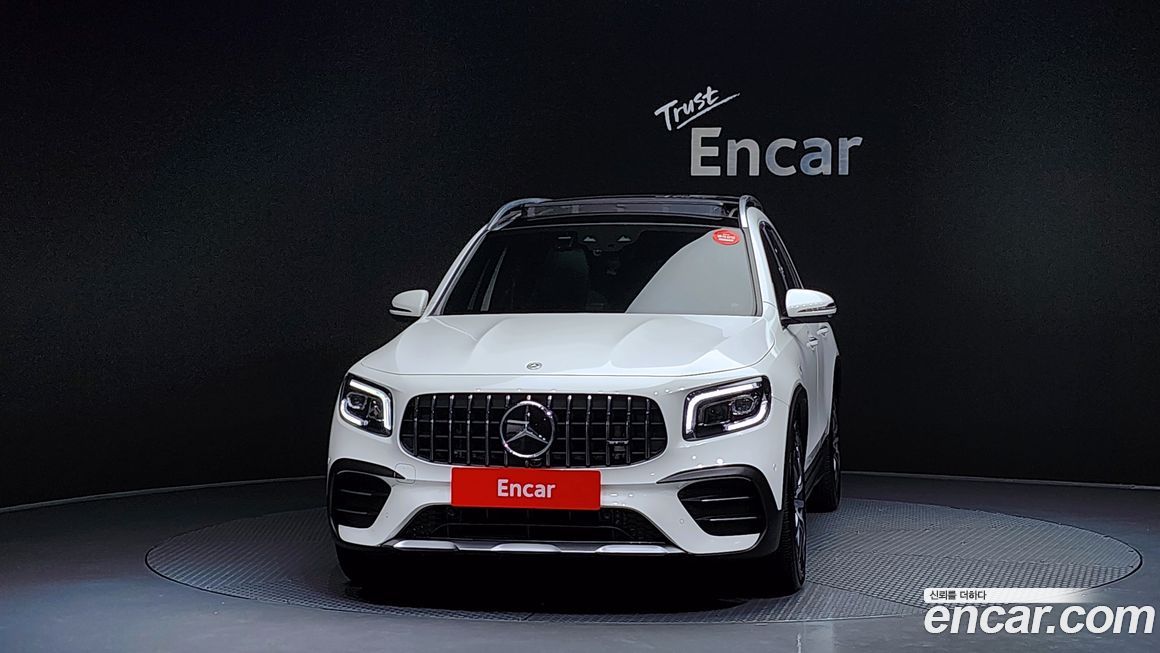 Mercedes-Benz GLB-Class 2023