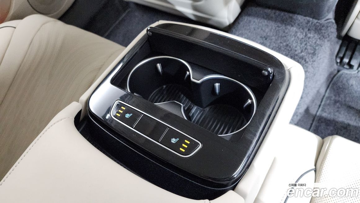 Genesis G80 2023