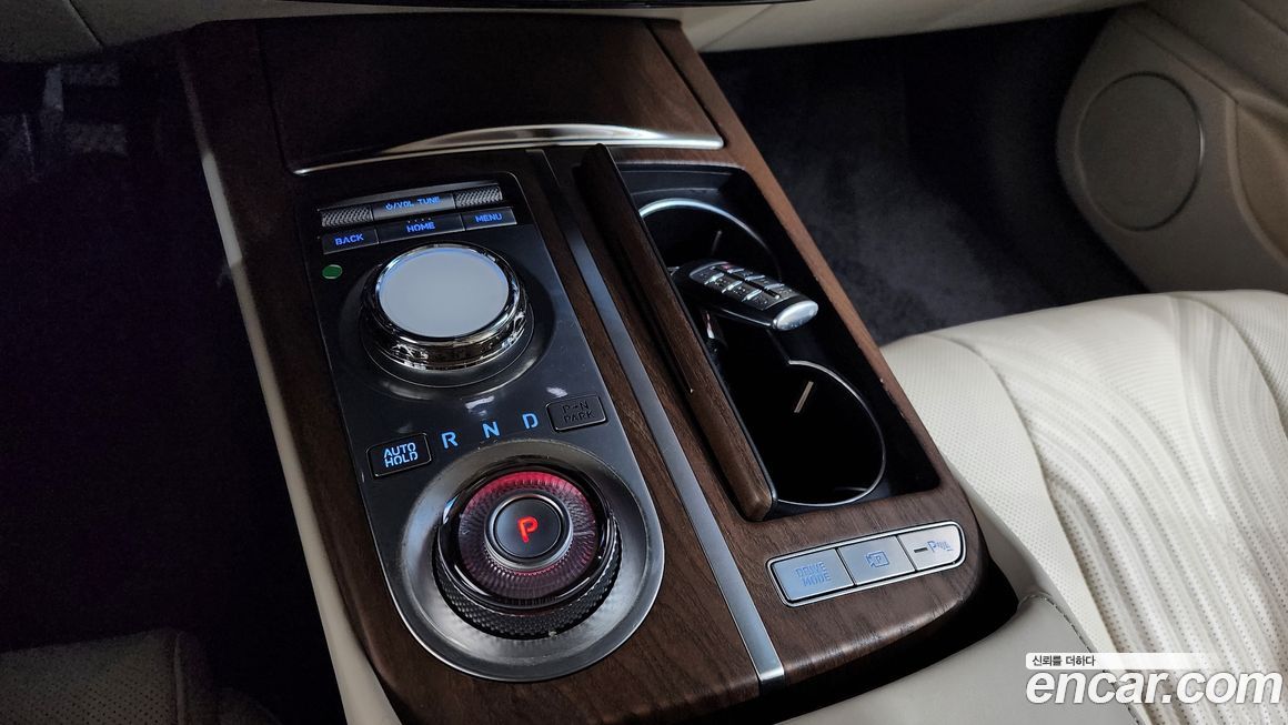Genesis G80 2023